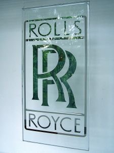Rolls Royce mirror logo